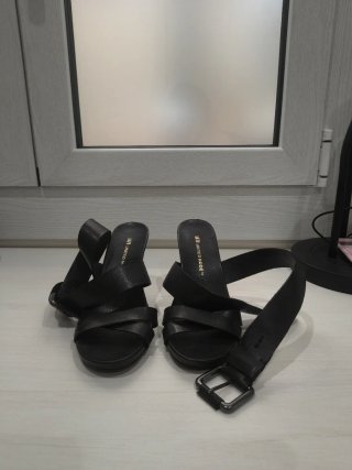 Sandalias United Nude Negras Talla 37