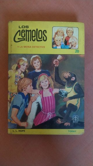 Libro antiguo los gemelos