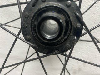 LLANTA DE BICICLETA TIPO GRAVEL OPORTUNIDAD.
