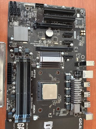 Placa + Micro Gigabyte GA-970A-DS3P+ Fx8350
