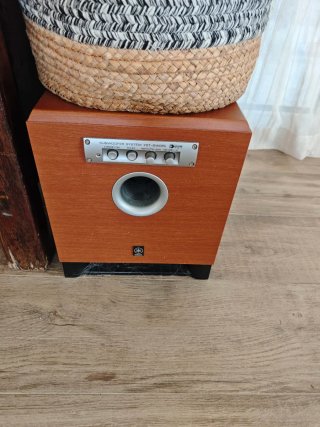 Yamaha RX V557 Cine en Casa + 5 Altavoces