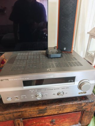 Yamaha RX V557 Cine en Casa + 5 Altavoces