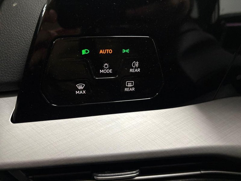 Volkswagen Golf 2026, foto 12