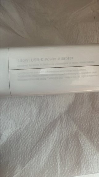 Adaptador de Corriente USB-C 140W Apple
