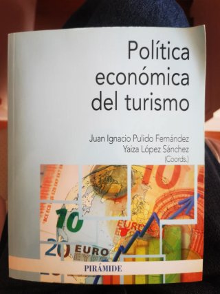 Política económica del turismo