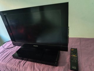 TV Sony Bravia 22 con PS2 integrada