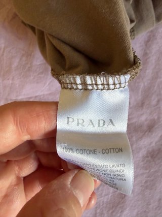 Camiseta Prada