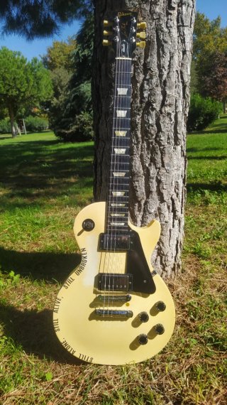 Gibson Les Paul Studio 2005 diapasón ebano
