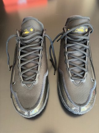 Zapatillas Nike Lebron talla 47