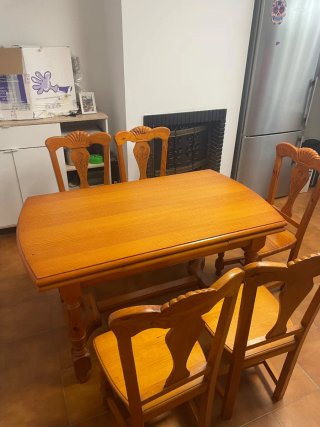 Mesa de Comedor Vintage de Madera