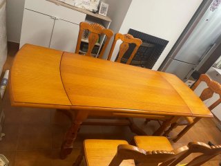 Mesa de Comedor Vintage de Madera