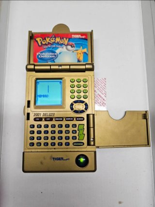 Pokédex Deluxe Tiger Electronics