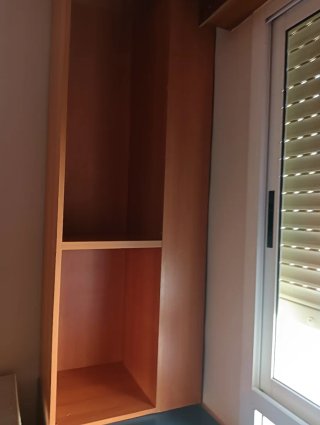 Escritorio con Estructura de Madera