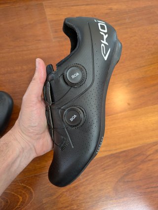 Zapatillas EKOI R4 ROAD talla 42.