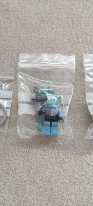 ( 9€ unidad ) Muñecos Lego Súper Héroes Marvel DC