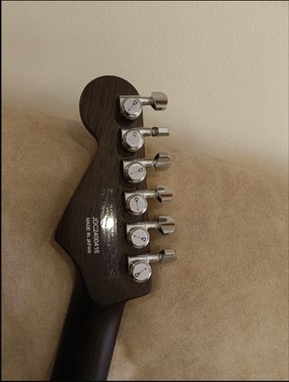 Guitarra Charvel DK24 Made in Japan Sunburst