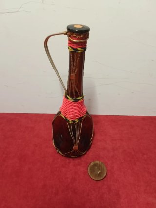 Botella decorada artesanal