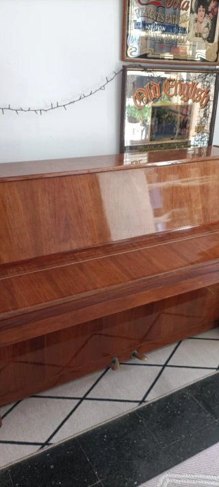 Piano Vertical Cherny