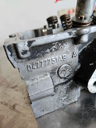 Culata Mini Cooper R50 R53 04777751AB