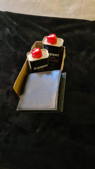 Cartera Mágica Negra