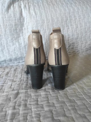 Botines de tacón