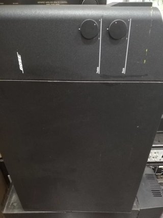 Bose AM5 Serie IV Sistema 2.1 dos unidades iguales
