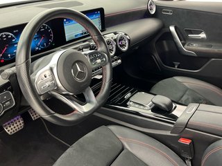 Mercedes-Benz Clase A 180 100 kW (136 CV)