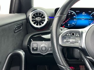 Mercedes-Benz Clase A 180 100 kW (136 CV)