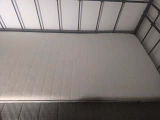 Diván Cama de Metal