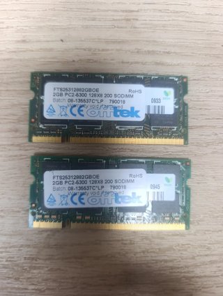 2x 2GB SODIMM PC2-5300 Memoria RAM 4GB en total