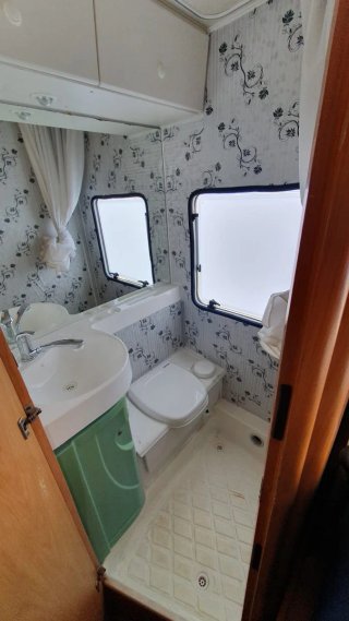 Cambio autocaravana capuchina por perfilada