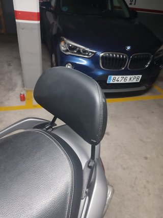 Suzuki Burgman 125 Gris