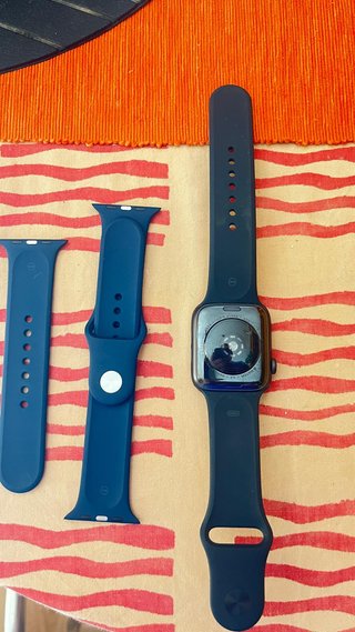 Apple Watch SE 44mm GPS + Cellular
