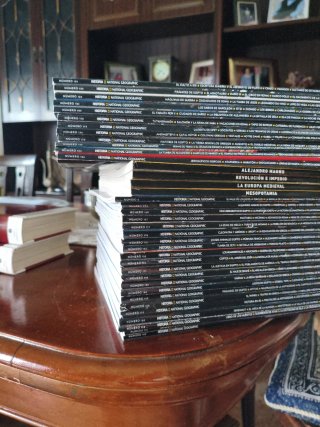 Revistas Historia de National Geographic.