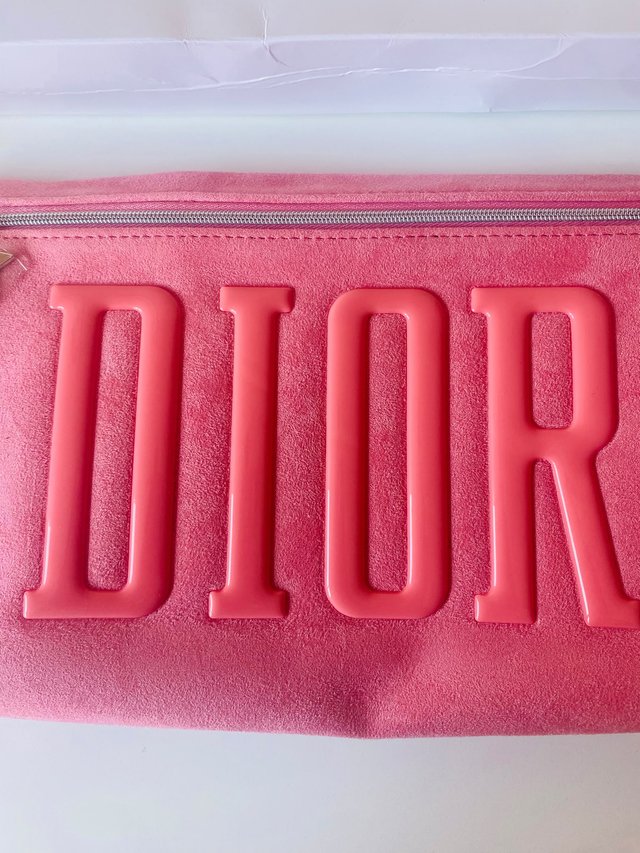 Neceser Dior Rosa con Letras en Relieve