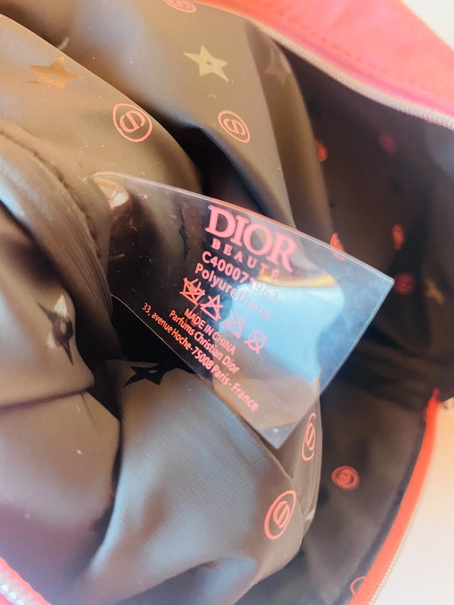 Neceser Dior Rosa con Letras en Relieve