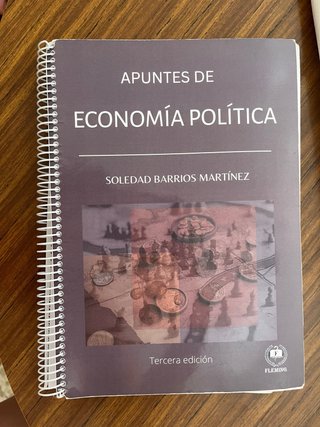 Libro de apuntes de Economia Politica