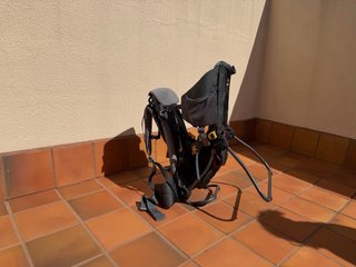 Mochila Portabebés Deuter para Trekking
