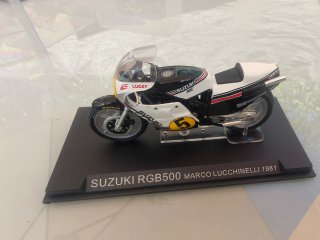 Moto GP Honda RC211V Valentino Rossi 2002