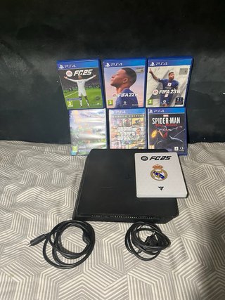 PS4 Slim 1TB con 6 Juegos