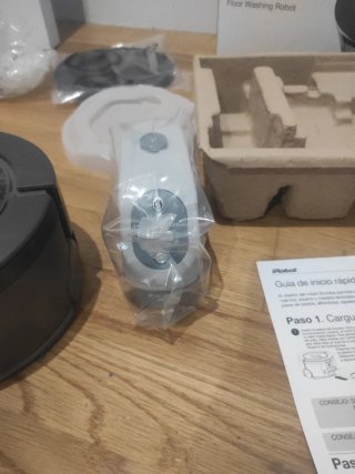 Robot friegasuelos iRobot Scooba