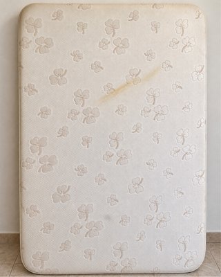 Somier y Colchón 105x200 cm.