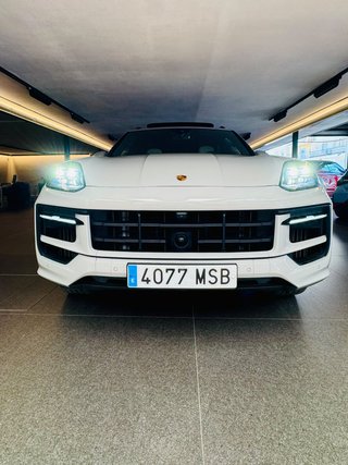 Porsche Cayenne 2024