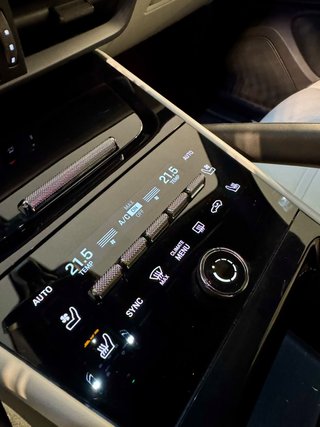 Porsche Cayenne 2024
