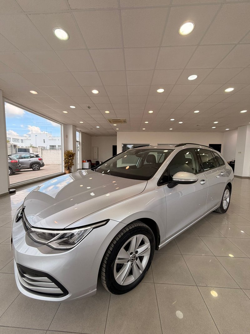 Volkswagen Golf Variant Life 2.0 TDI (2022) 2021