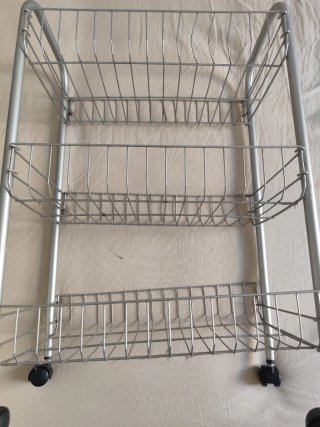 Estantería Metálica con Ruedas