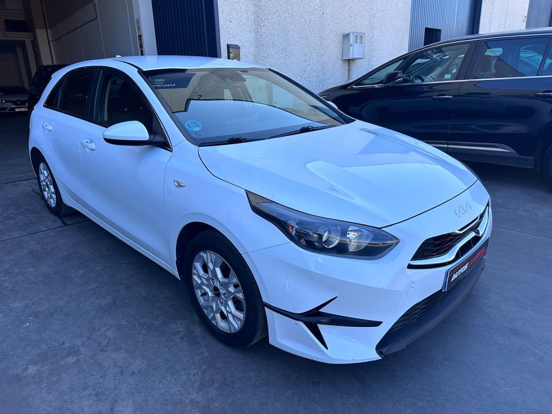 Kia cee'd 2022, foto 3