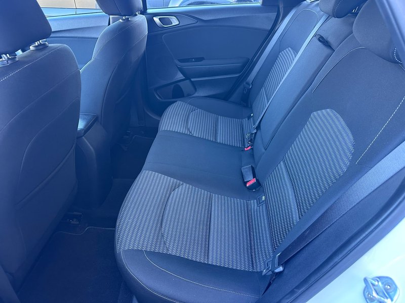 Kia cee'd 2022, foto 13