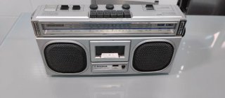 Radio Cassette Estéreo Plata