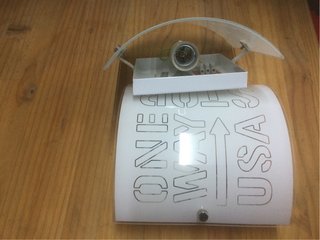 Apliques de pared One Way USA.